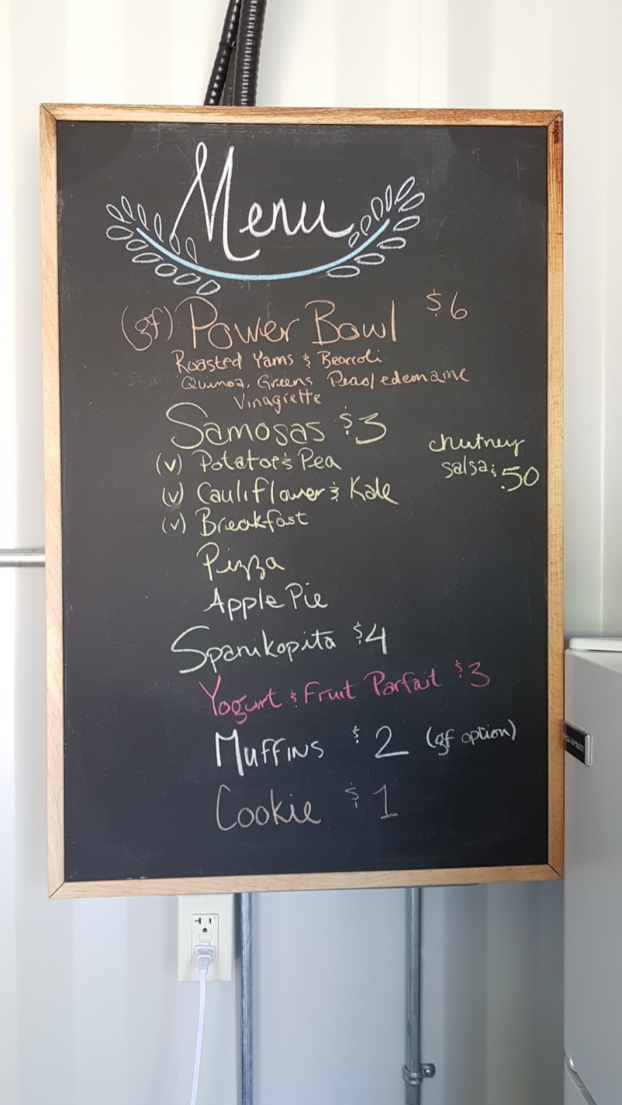 Harvest Kitchen Cafe | 134 McPhillips Ave, Salt Spring Island, BC V8K 2T5, Canada
