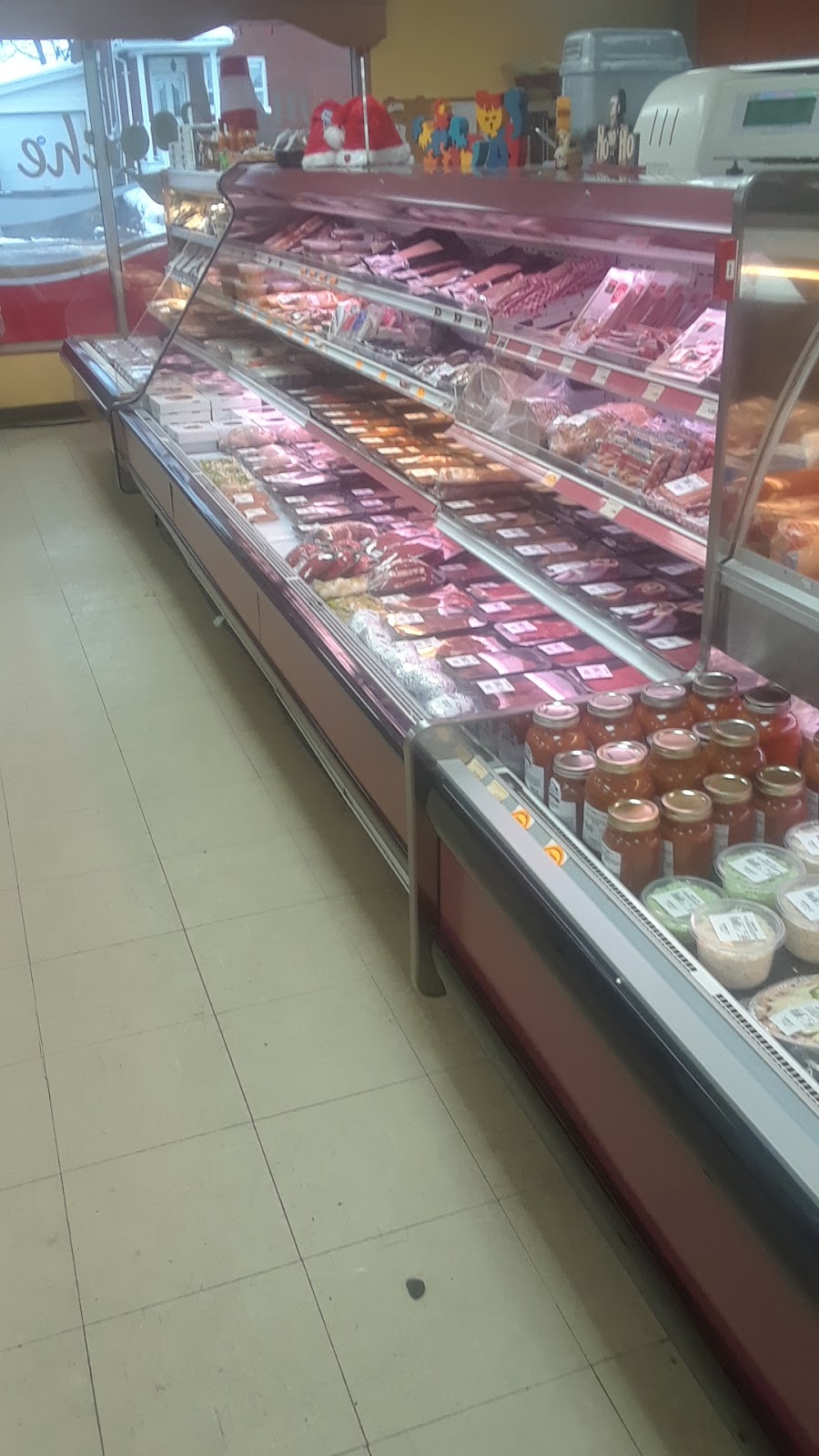 Marche D Alimentation | 11 Bd des Pins, Drummondville, QC J2C 1P3, Canada | Phone: (819) 478-5624