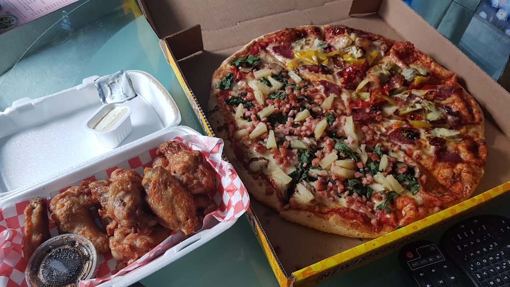 Ginos Pizza | 17120 Leslie St, Newmarket, ON L3Y 8K7, Canada | Phone: (866) 310-4466