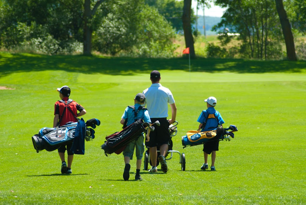 Golf Area De Rouville | 4230 Rang de la Rivière N, Saint-Jean-Baptiste, QC J0L 2B0, Canada | Phone: (450) 464-3903