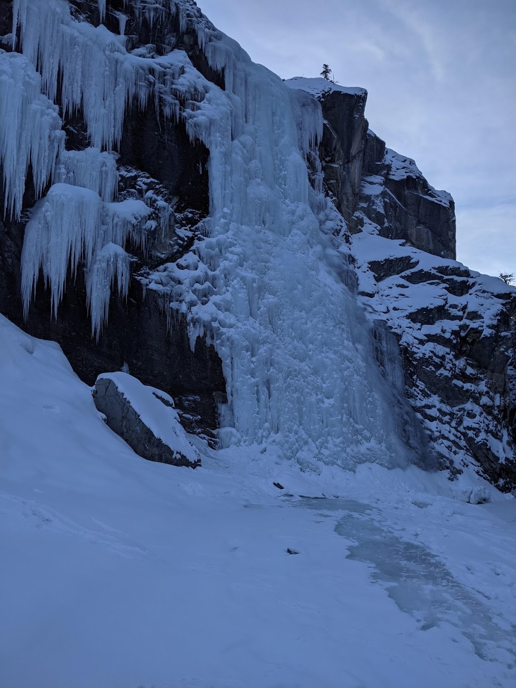 Nordegg Adventures | 4 Stuart St, Nordegg, AB T0M 2H0, Canada | Phone: (877) 907-6071