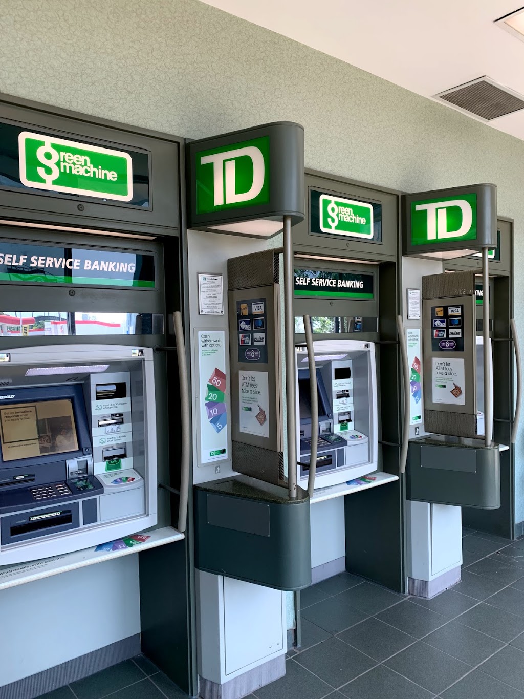 TD Canada Trust Branch and ATM | 321 Iroquois Shore Rd, Oakville, ON L6H 1M3, Canada | Phone: (905) 845-6621