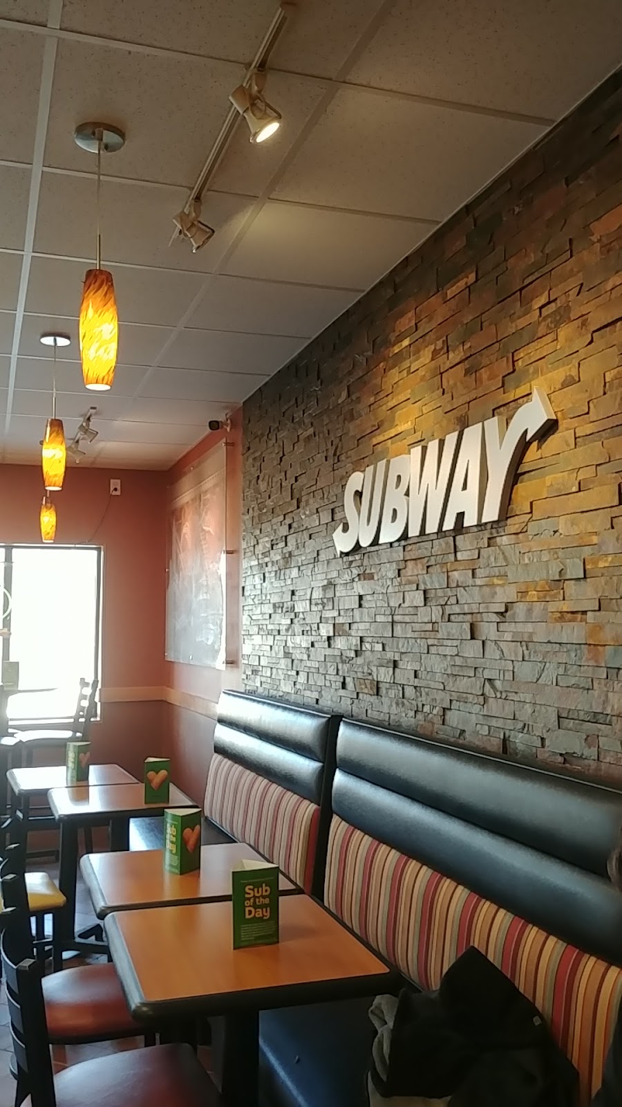 Subway | 2779 Rutledge Rd #2, Sydenham, ON K0H 2T0, Canada | Phone: (613) 376-6969