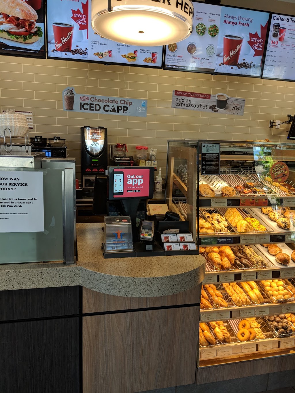 Tim Hortons | 1001 Denman St, Vancouver, BC V6G 2M4, Canada | Phone: (604) 559-8467