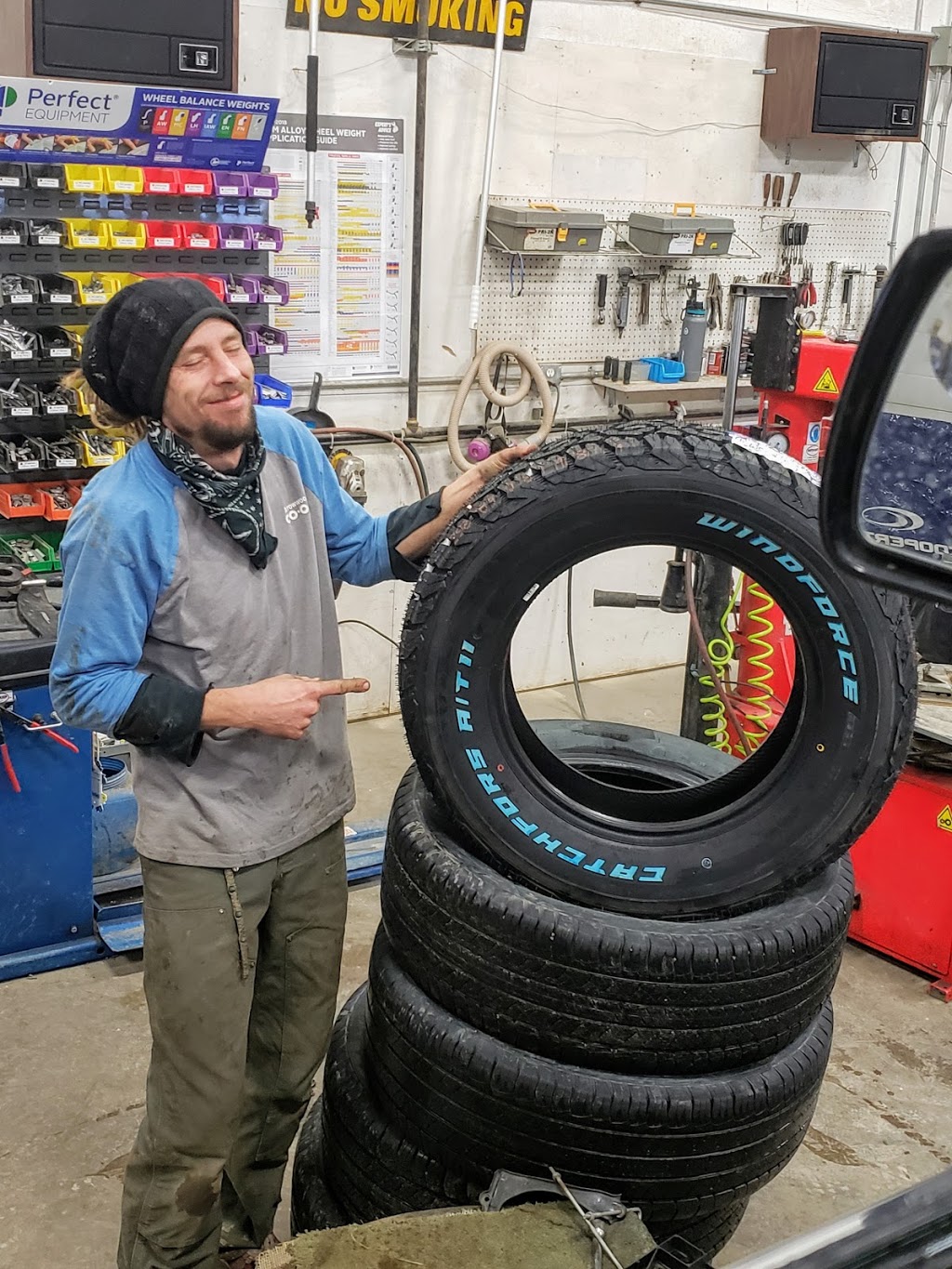 Arrowwood Co-op | 206 Railway Ave E, Arrowwood, AB T0L 0B0, Canada | Phone: (403) 534-3800