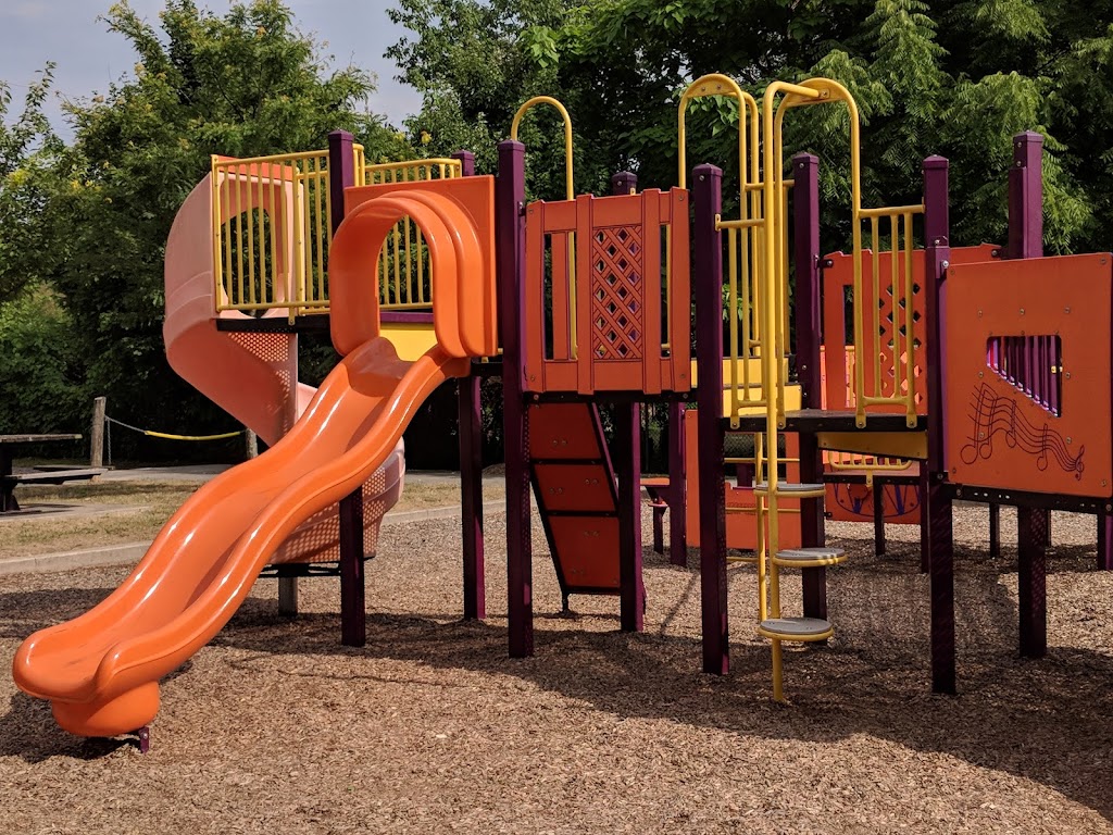 Niagara Falls Lions Club Pool | 4981 Drummond Rd, Niagara Falls, ON L2E 6E2, Canada | Phone: (905) 358-5385