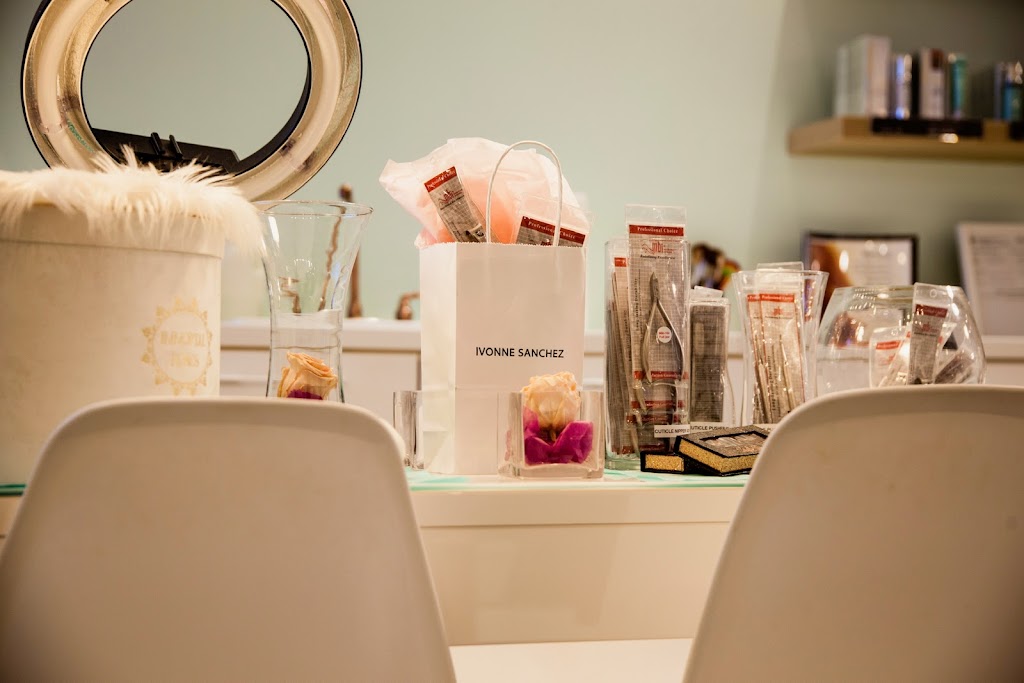 IVONNE | 320 Queen St #0116, Ottawa, ON K1R 5A3, Canada | Phone: (613) 695-6662
