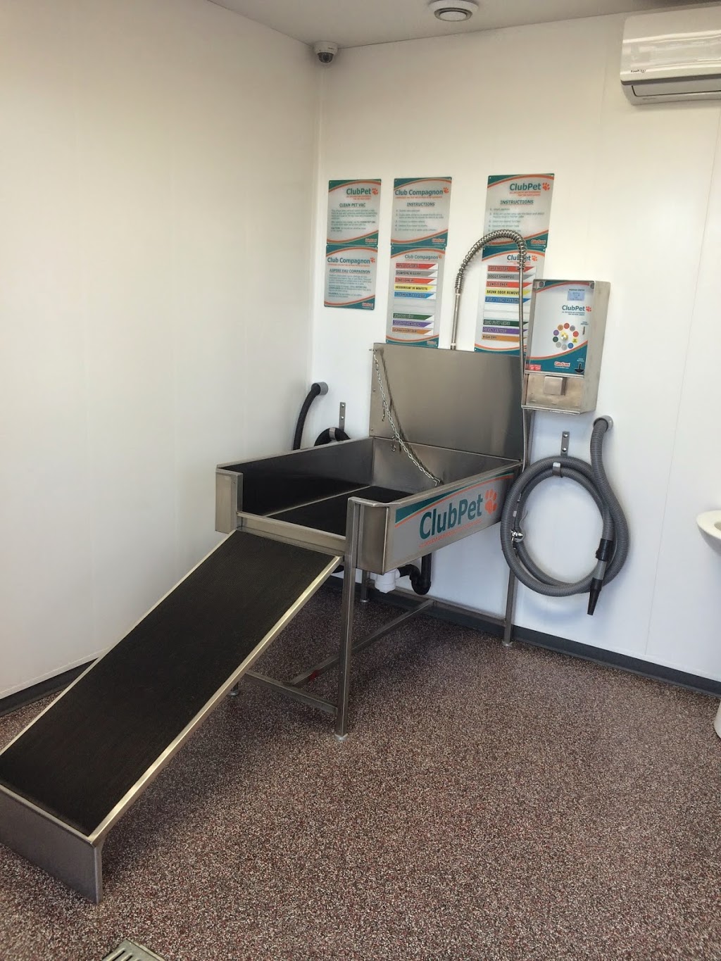 Oil Changers Rockland | 2770 Chamberland St Unit 1, Rockland, ON K4K 0B2, Canada | Phone: (613) 446-7625
