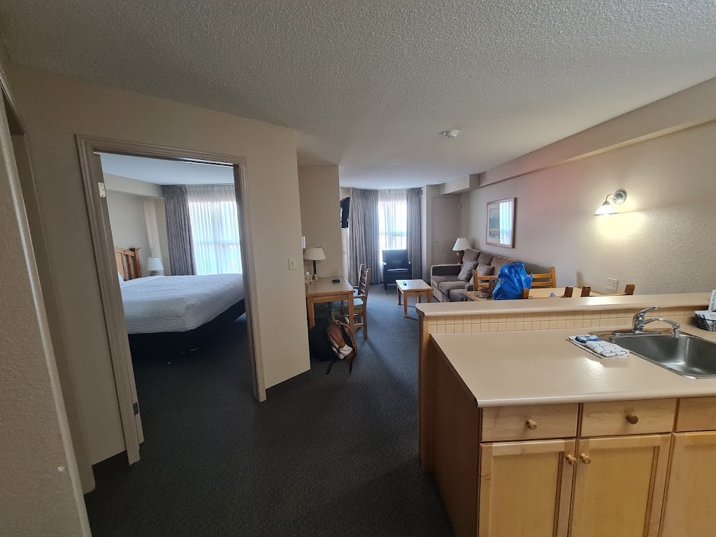 Trickle Creek Lodge | 500 Stemwinder Dr, Kimberley, BC V1A 2Y6, Canada | Phone: (877) 282-1200