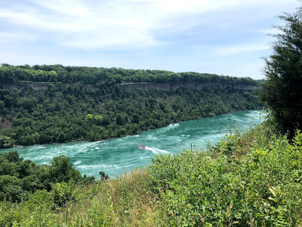 Niagara Glen Nature Centre | 3050 Niagara Pkwy, Niagara Falls, ON L2E, Canada | Phone: (905) 354-6678