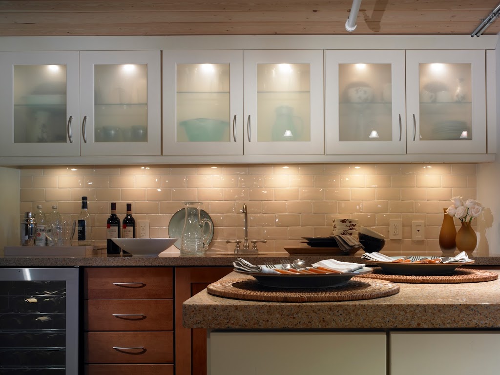 Domolek Inc | 840 Bd du Curé-Boivin, Boisbriand, QC J7G 2A7, Canada | Phone: (450) 433-9111