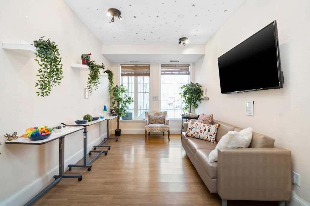 147 Elder Street | 147 Elder St, North York, ON M3H 5G9, Canada | Phone: (416) 631-0405