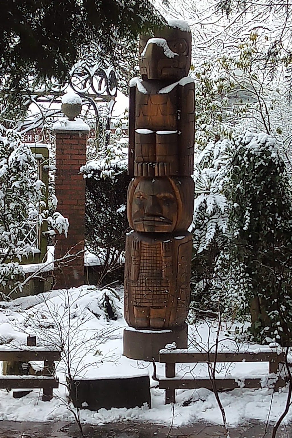 Park & Tilford | 333 Brooksbank Ave, North Vancouver, BC V7J 3S8, Canada