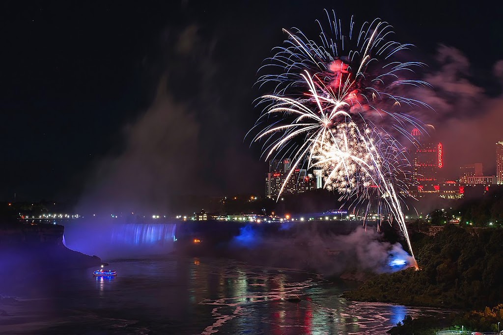 Niagara Falls Fireworks | 6660 Niagara Pkwy, Niagara Falls, ON L2G 3N4, Canada | Phone: (905) 356-6061