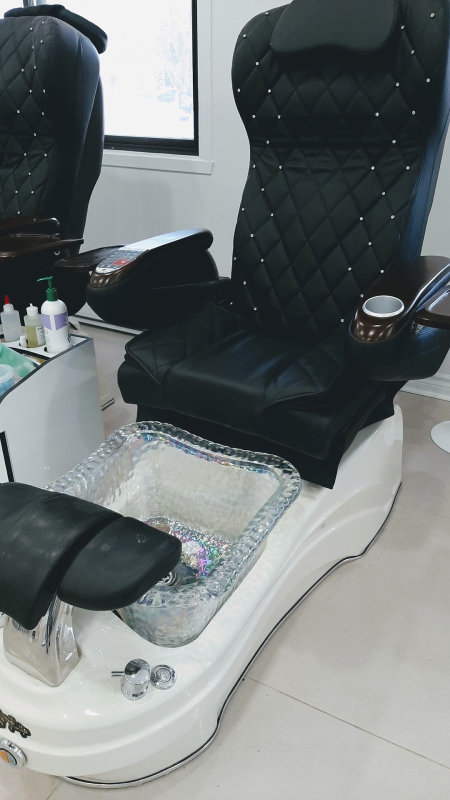 Salon Femmes en glam | 3321 Bd Dagenais O, Laval, QC H7P 1V5, Canada | Phone: (450) 934-2997