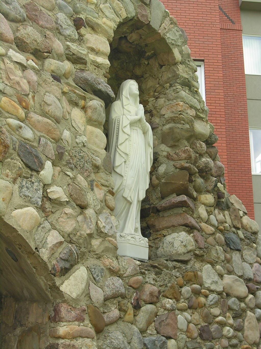 Saint-Jean Community Garden | Rue Marie-Anne Gaboury, Edmonton, AB T6C 1E6, Canada