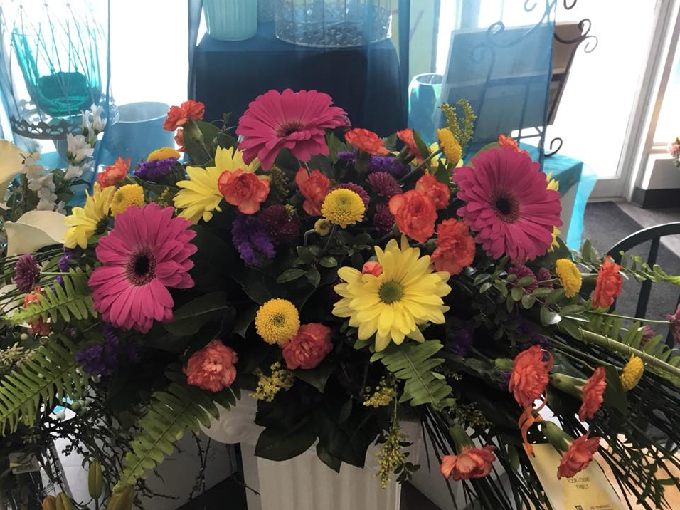 Elegant Expressions | 4119 17 Ave SE, Calgary, AB T2A 0T1, Canada | Phone: (403) 248-4850