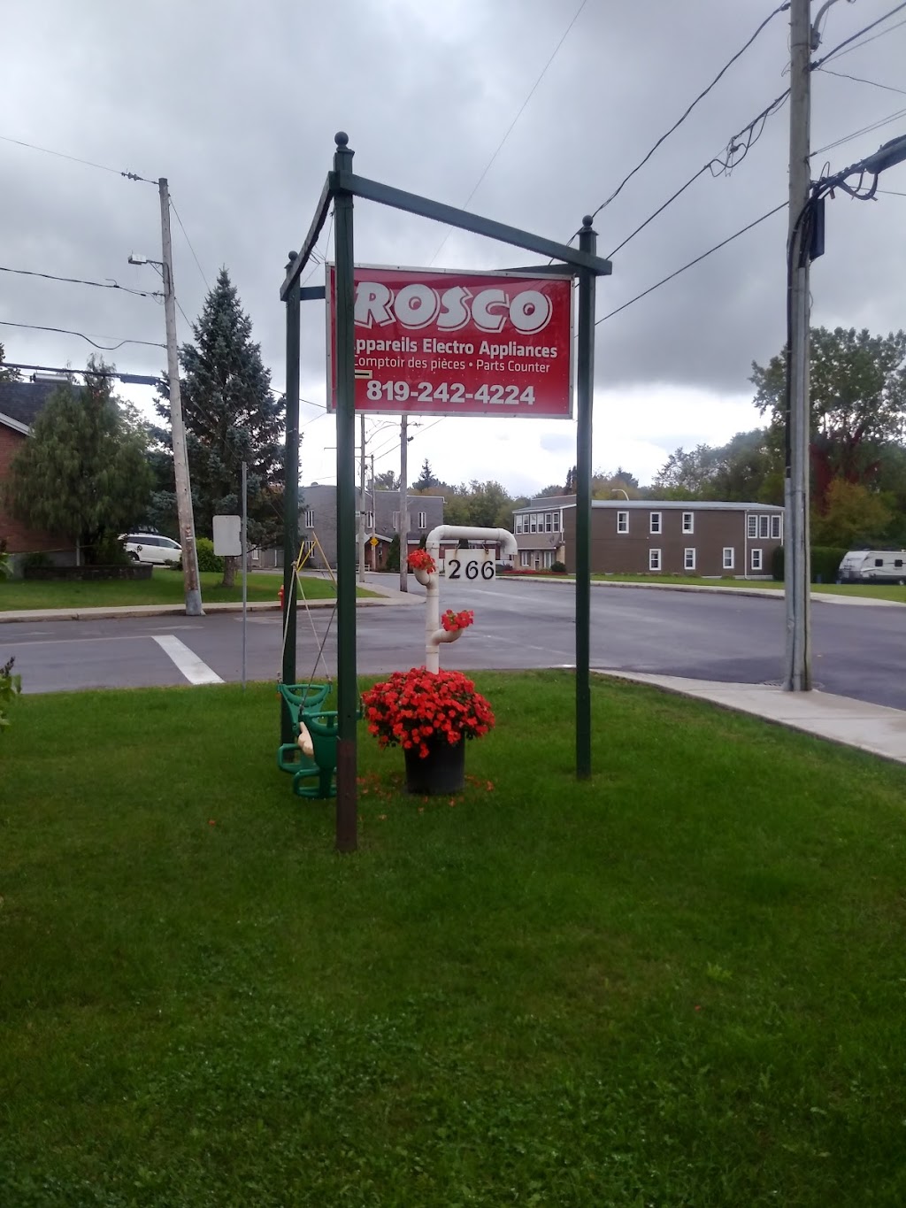 Rosco Appliances | 266 Rue Principale, Grenville, QC J0V 1J0, Canada | Phone: (819) 242-4224