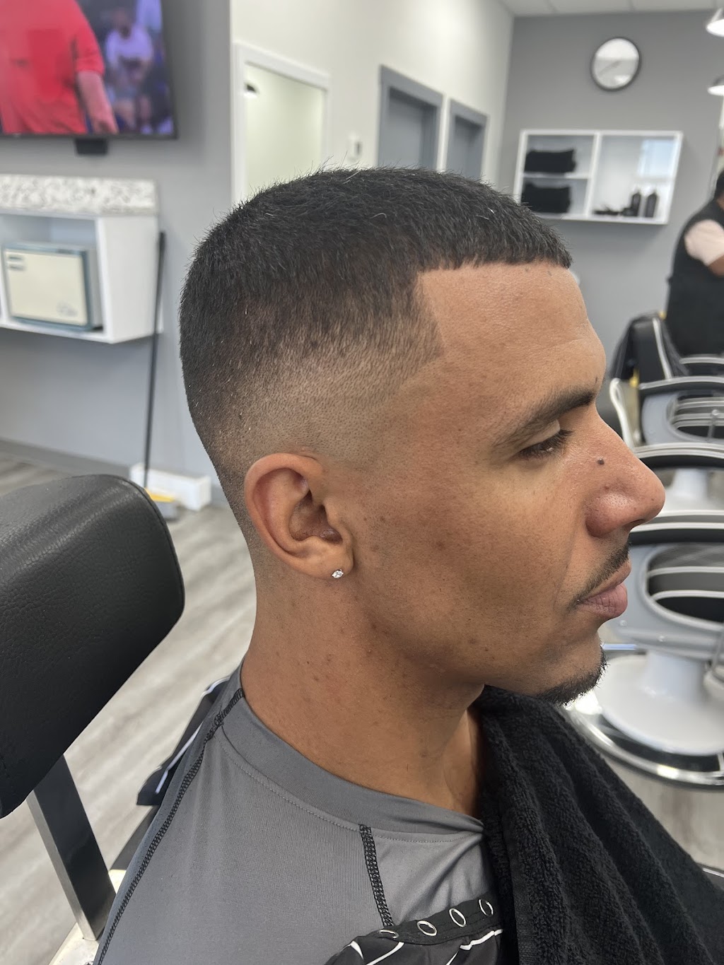 Crown barbershop | 114 cityscape square northeast, Calgary, AB T3N 2A8, Canada | Phone: (403) 798-3111