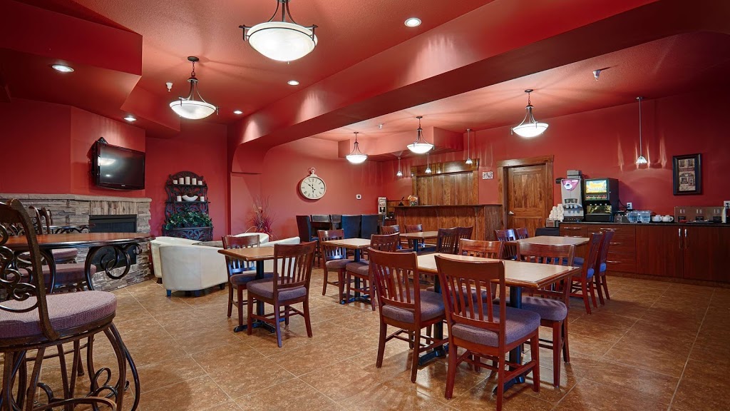 Quality Inn & Suites Rimbey | Box 1546, 5501 50 Ave, Rimbey, AB T0C 2J0, Canada | Phone: (403) 843-2999