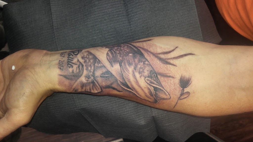 Tatouage Urbain | 213 Boulevard Saint-René O, Gatineau, QC J8P 2V5, Canada | Phone: (819) 893-5955