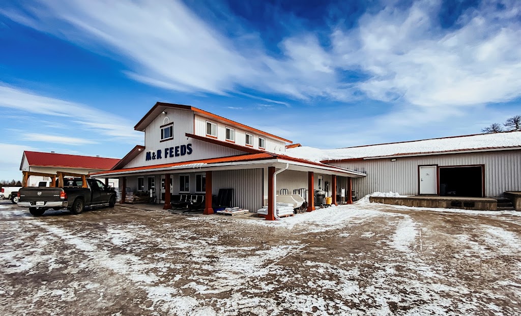M & R Feeds & Farm Supply | 2768 Micksburg Rd, Pembroke, ON K8A 6W4, Canada | Phone: (613) 735-3689