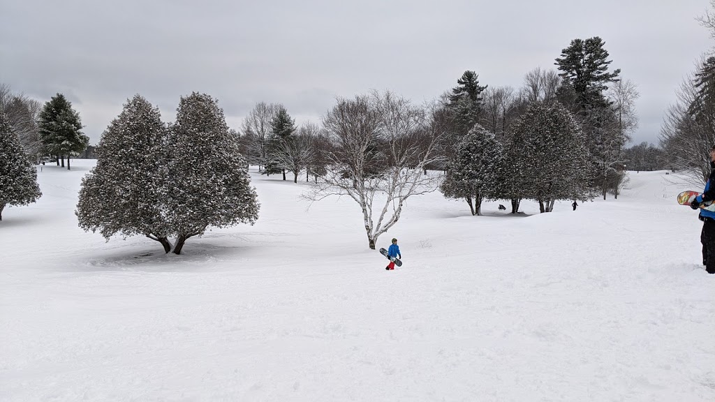Lennoxville Golf Club | 19 Rue du Golf, Sherbrooke, QC J1M 2E6, Canada | Phone: (819) 562-4922