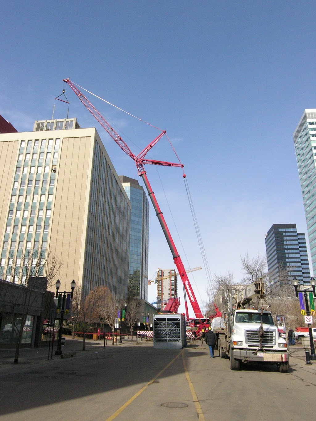 Mammoet Canada Western Ltd | 12920 33 St NE, Edmonton, AB T6S 1H6, Canada | Phone: (780) 449-0552