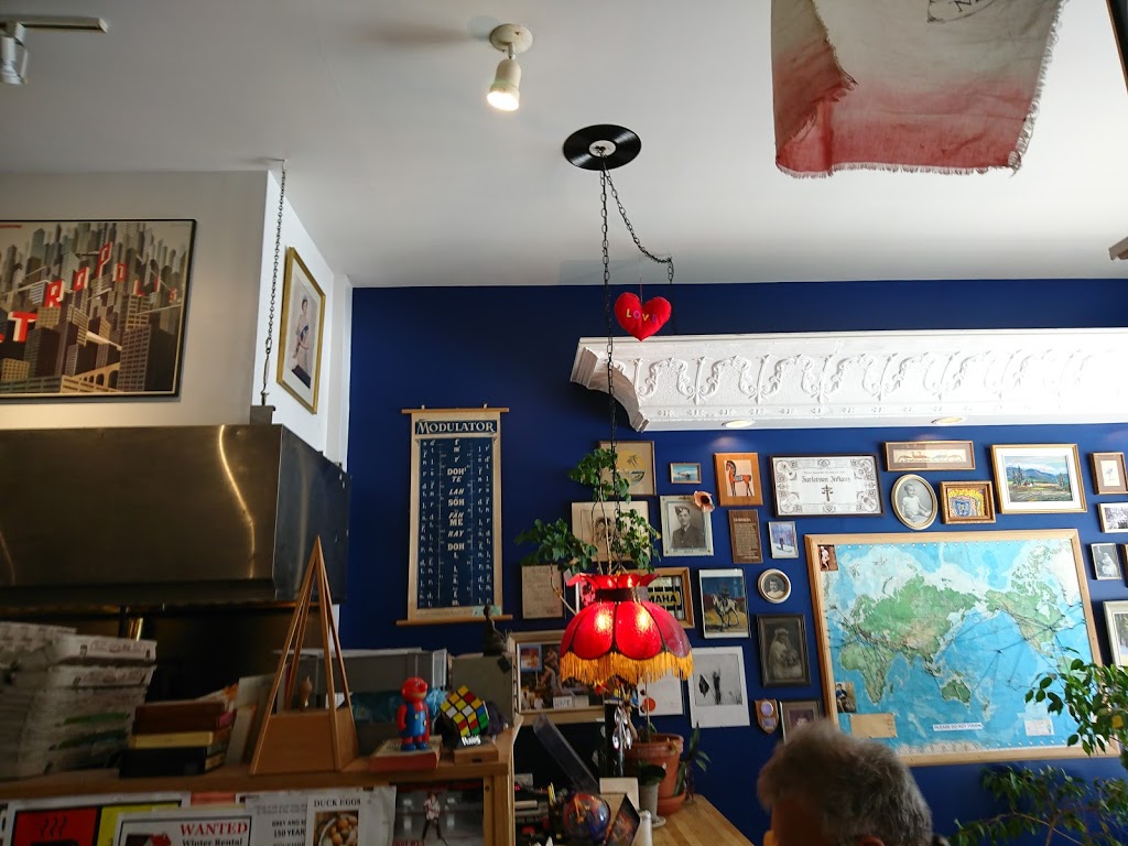 The Bicycle Café | 14 Sydenham St, Flesherton, ON N0C 1E0, Canada | Phone: (519) 924-2920