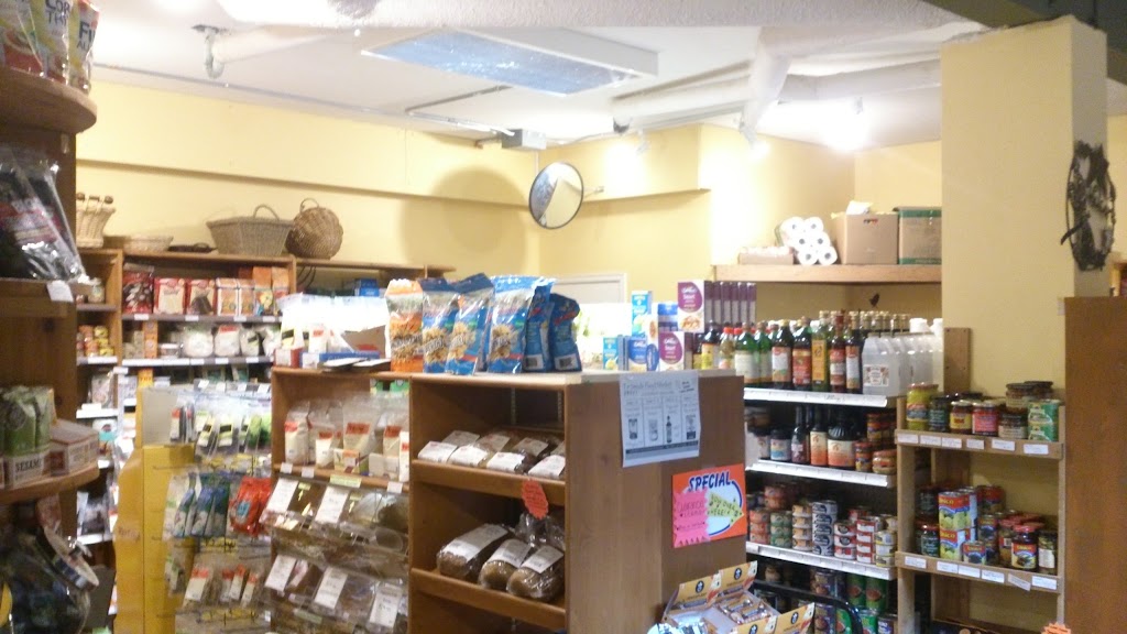 Seeds Food Market | 2733a Dunsmuir Ave, Cumberland, BC V0R 1S0, Canada | Phone: (250) 336-0129