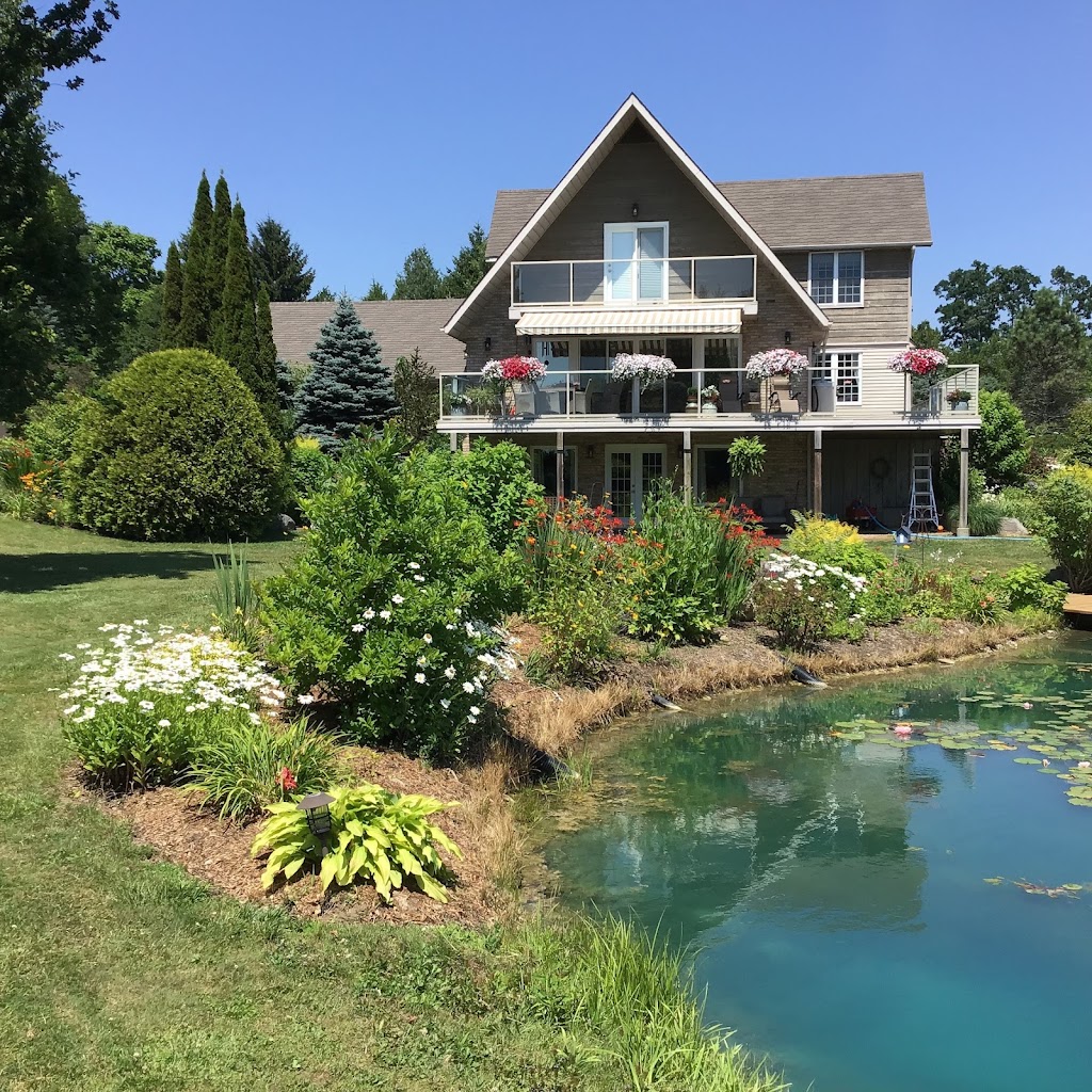 Quinsana Bed and Breakfast | 646 Bayham-Norfolk Boundary Rd, Tillsonburg, ON N4G 4G9, Canada | Phone: (204) 572-1439