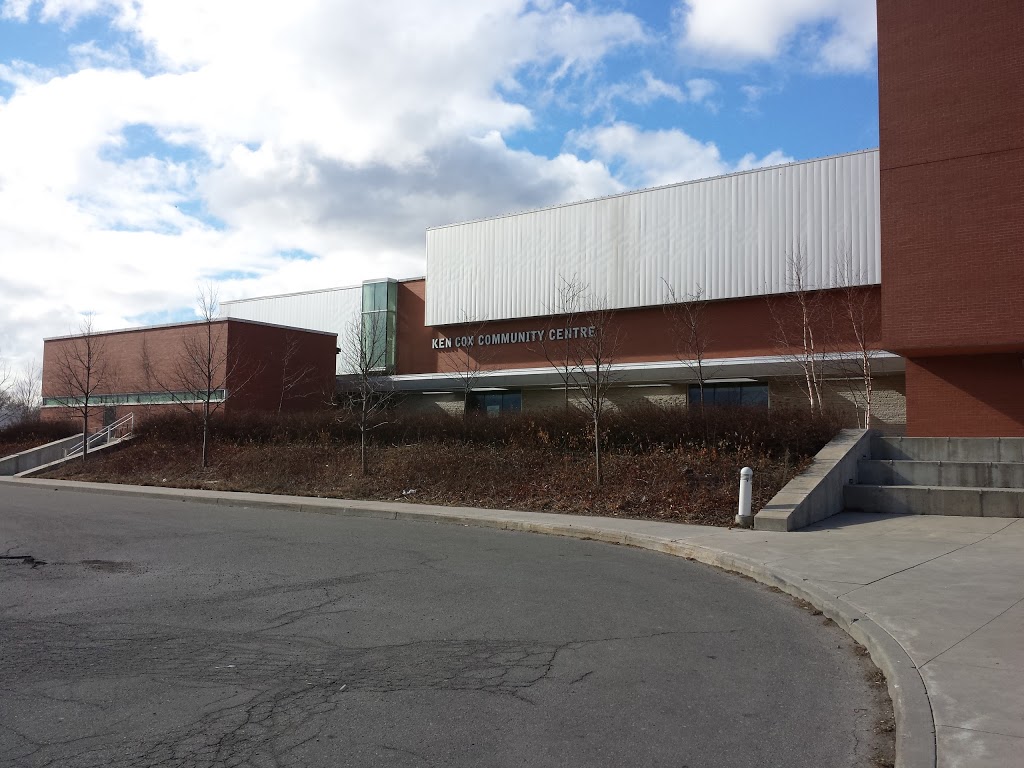 Ken Cox Community Centre | 28 Colonel Samuel Smith Park Dr, Etobicoke, ON M8V 4B7, Canada | Phone: (416) 392-6355