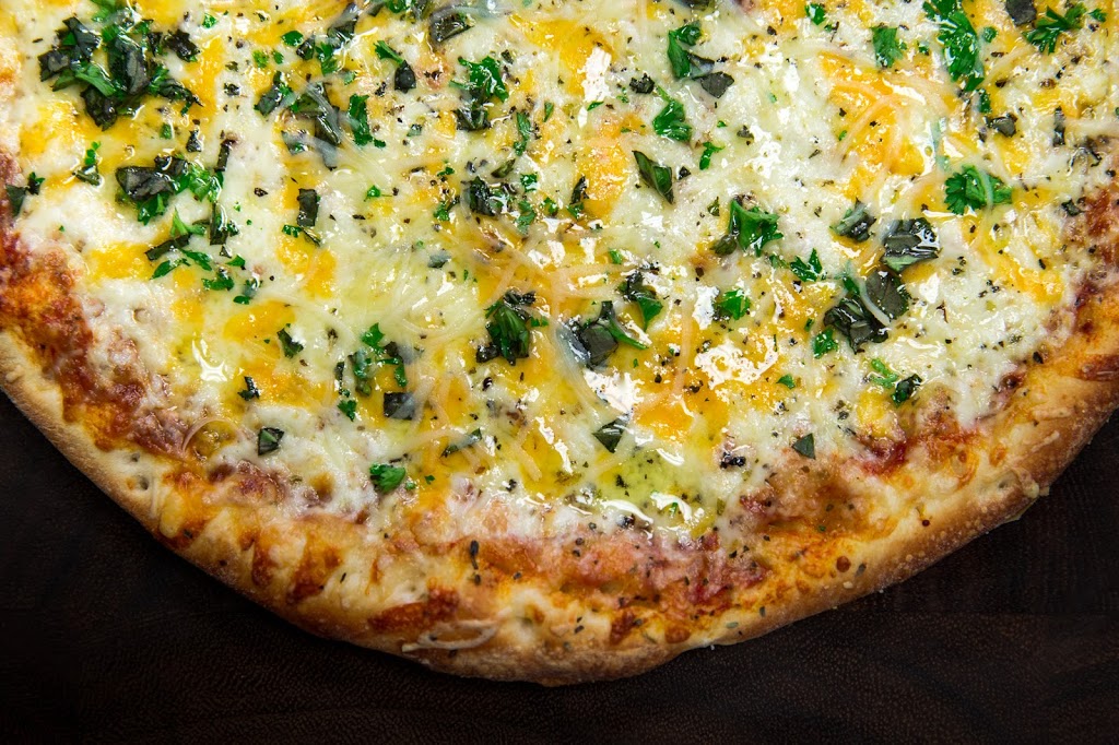 Bondis Pizza | 298 Springbank Dr, London, ON N6J 1E9, Canada | Phone: (519) 645-0322