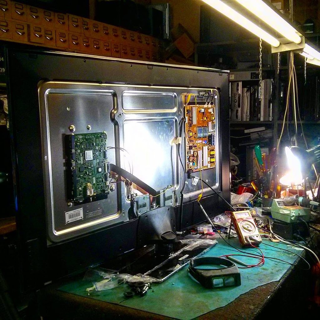 Dupras Television TV Repair | 344 Rue Strathmore, Verdun, QC H4G 2E4, Canada | Phone: (514) 767-9585