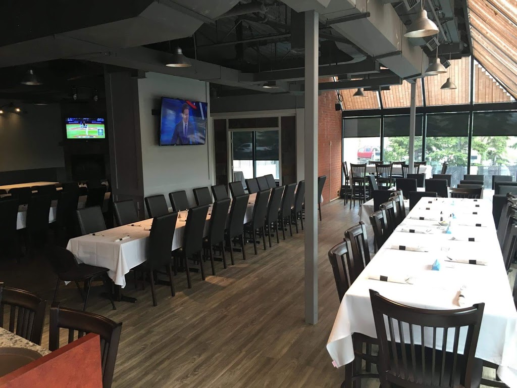 World Bistro at Edgemont | 7222 Edgemont Blvd NW, Calgary, AB T3A 2X7, Canada | Phone: (403) 239-4048