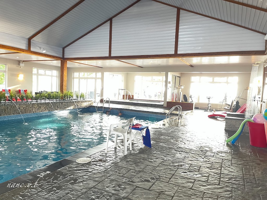 Auberge De La Pointe | 10 Bd Cartier, Rivière-du-Loup, QC G5R 6A1, Canada | Phone: (418) 862-3514