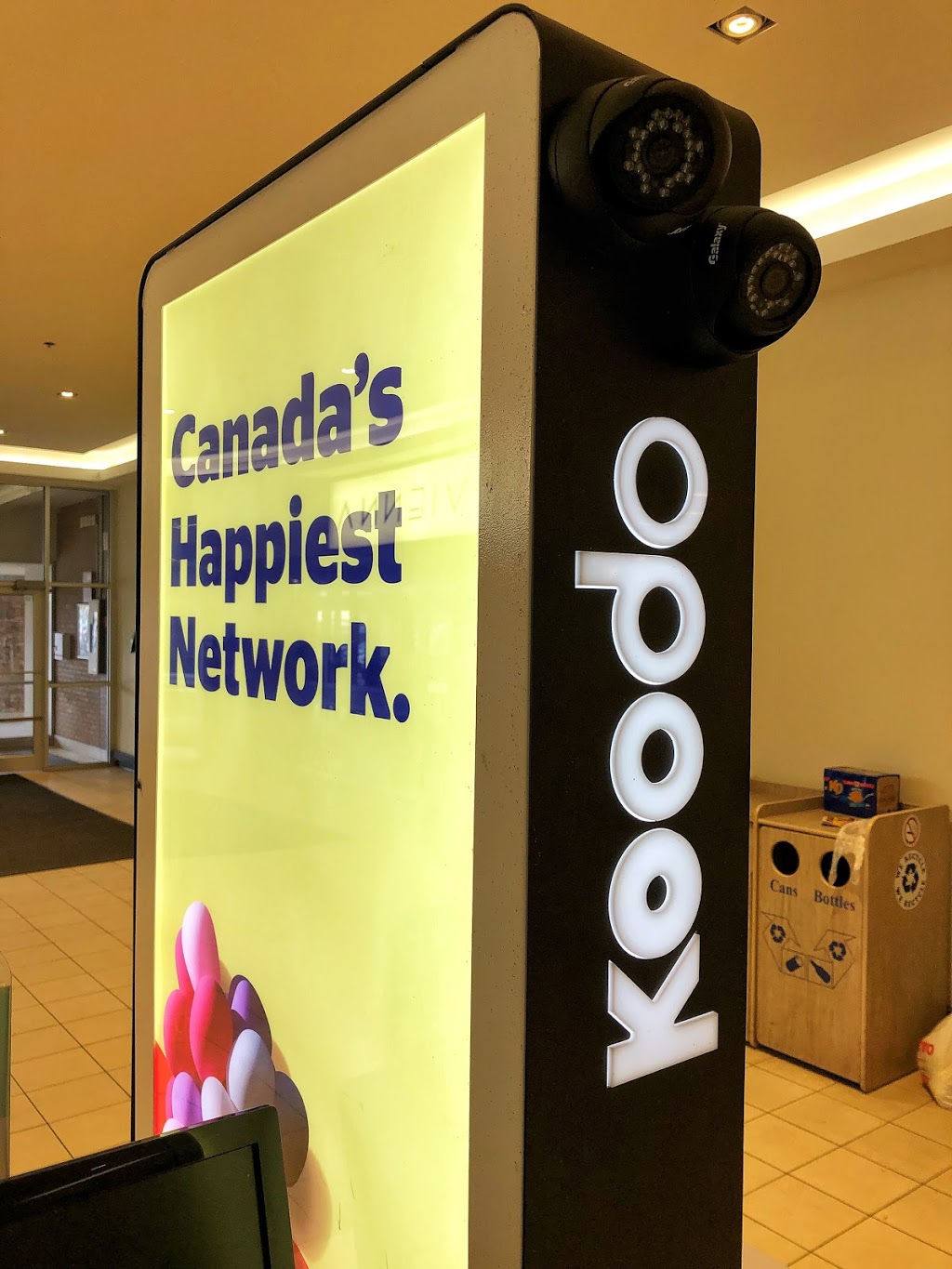 Telus | Koodo | 1275 Highbury Ave N, London, ON N5Y 1A8, Canada | Phone: (519) 457-7769