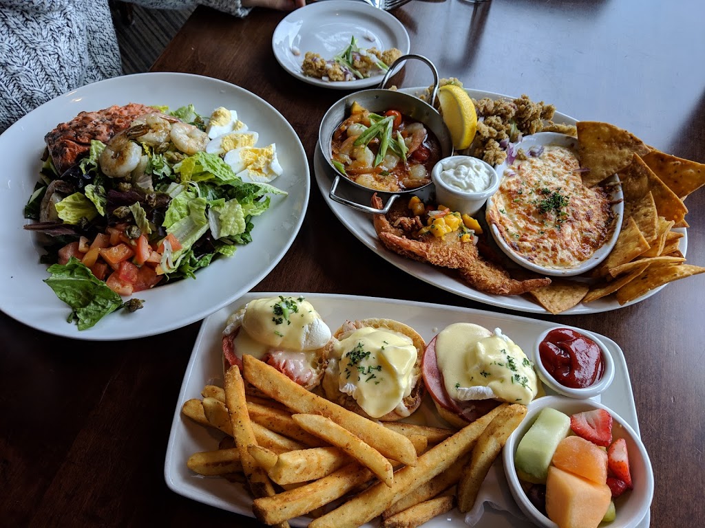 The Boathouse Restaurant | 900 Quayside Dr, New Westminster, BC V3M 6G1, Canada | Phone: (604) 525-3474