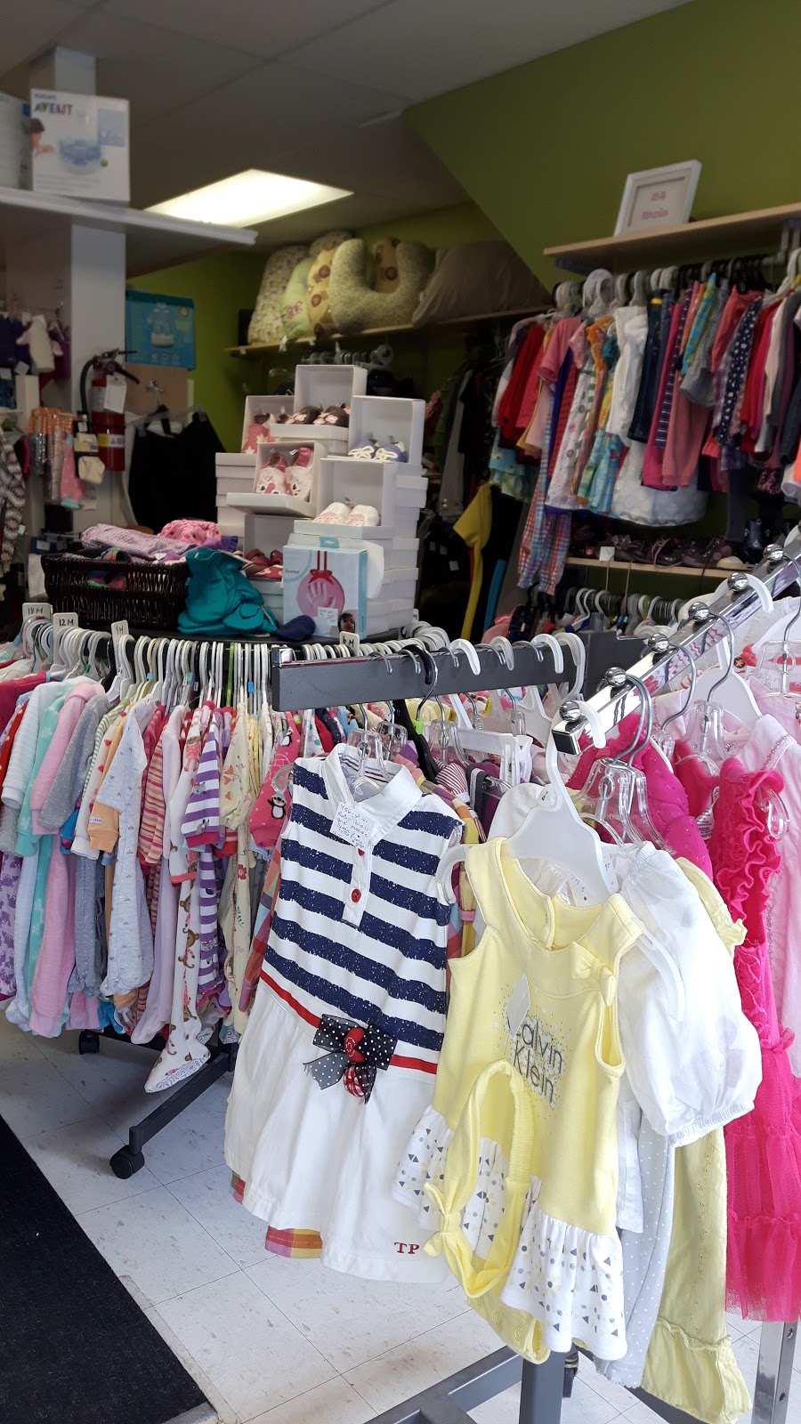 Lili Bella | 540 Boulevard Adolphe-Chapleau, Bois-des-Filion, QC J6Z 1K5, Canada | Phone: (450) 508-3065