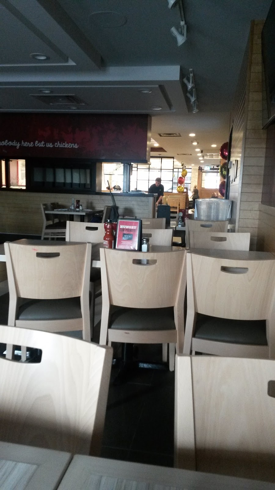 Swiss Chalet | 830 Niagara St, Welland, ON L3C 1M3, Canada | Phone: (905) 735-4040