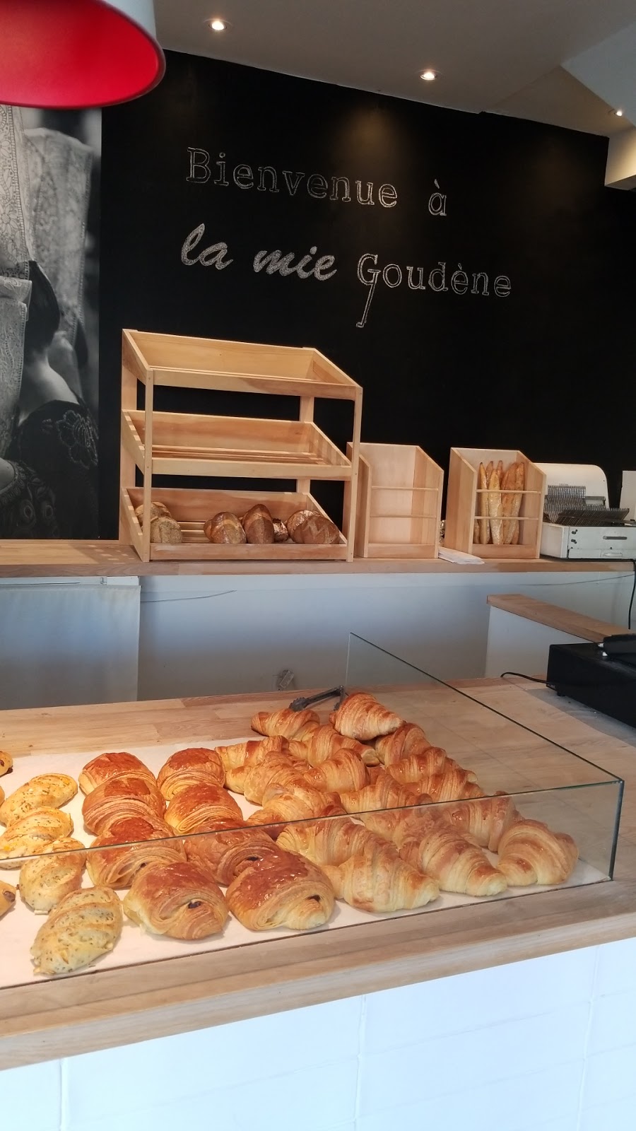 La Mie Goudène | 1420 Av Victoria, Greenfield Park, QC J4V 1M1, Canada | Phone: (450) 812-9342