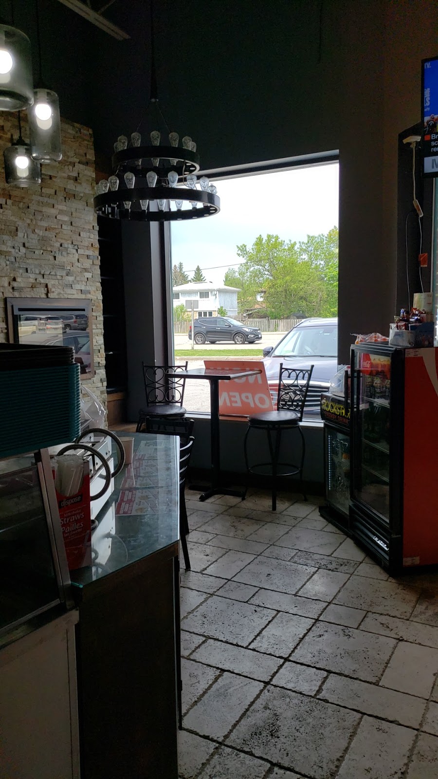 The shawarma corner | 256 Queen St S, Bolton, ON L7E 4T7, Canada | Phone: (647) 533-7818