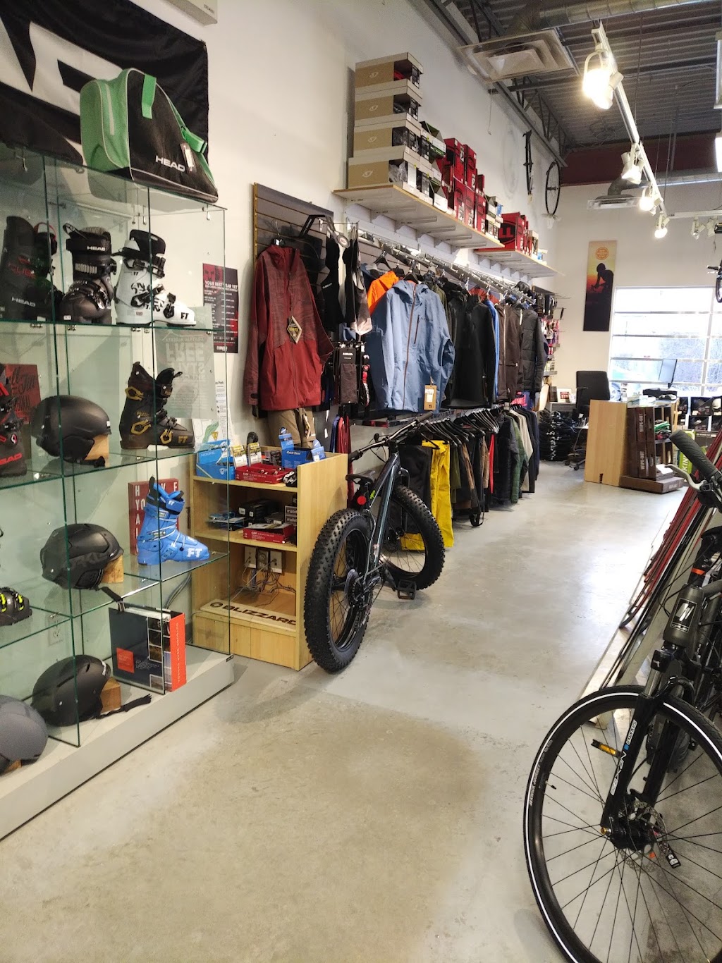 Wipeout Ski & Bike | 90 Thorburn Ave #4130, Red Deer, AB T4P 3G4, Canada | Phone: (403) 356-9473