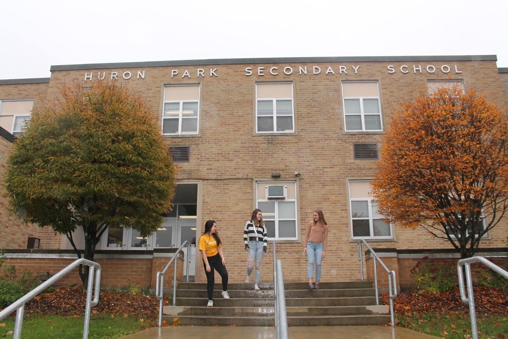 Huron Park Secondary School | 900 Cromwell St, Woodstock, ON N4S 5B5, Canada | Phone: (519) 537-2347