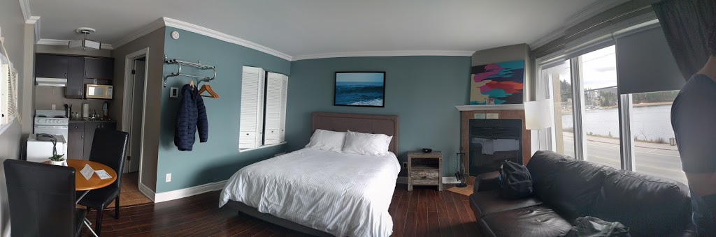 Auberge du Lac des Sables | 230 Rue Saint Venant, Sainte-Agathe-des-Monts, QC J8C 2Z7, Canada | Phone: (819) 326-3994