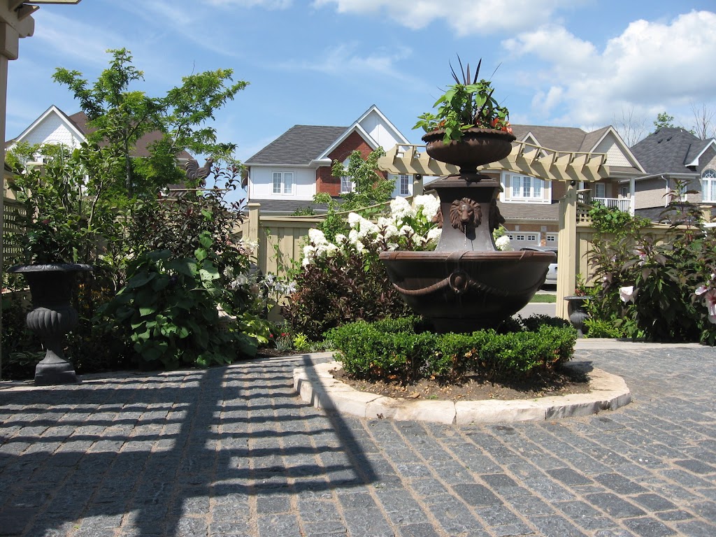 Traditional Landscapers Landscaping | 44 Gabrielle Crescent, Whitby, ON L1R 3M5, Canada | Phone: (289) 830-1562