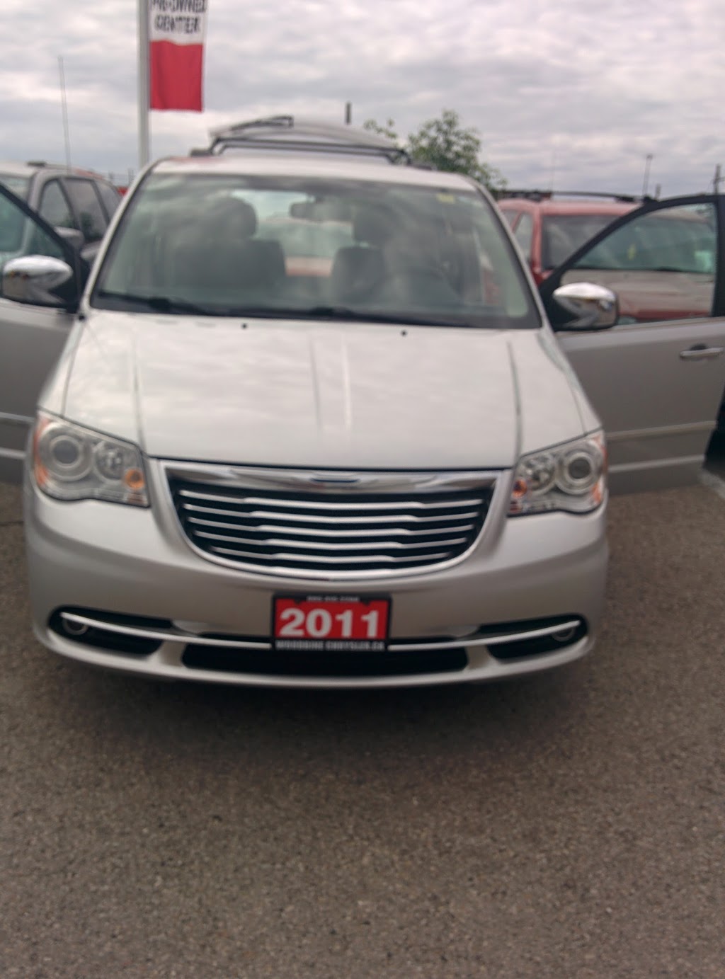 Woodbine Chrysler Ltd | 8280 Woodbine Ave, Markham, ON L3R 2N8, Canada | Phone: (888) 656-0343