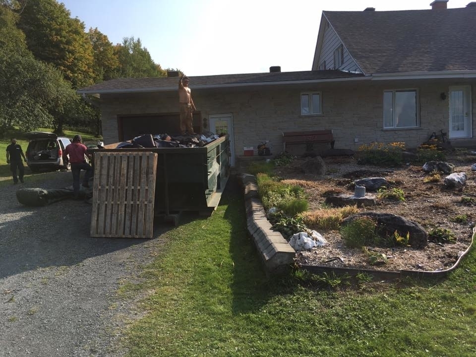 Construction Melnof Inc | 62 Rang Saint-Léon N, Saint-Léon-de-Standon, QC G0R 4L0, Canada | Phone: (418) 569-6748