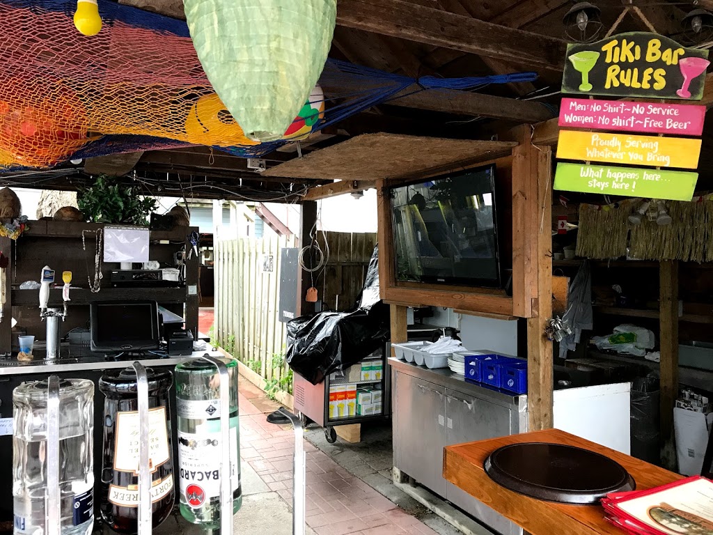 Riverview Waterfront Bar and Grill | 31 Main St, Bobcaygeon, ON K0M 1A0, Canada | Phone: (705) 738-5433