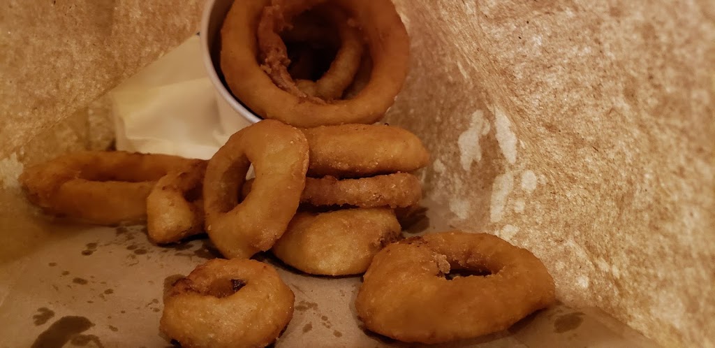 Big League Burgers & Wings | 1855 Mountain Rd, Moncton, NB E1G 1A8, Canada | Phone: (506) 386-1510
